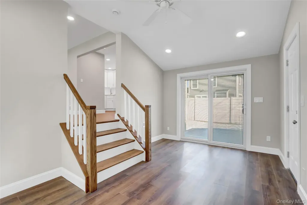 2 Rose Drive Massapequa NY 11758