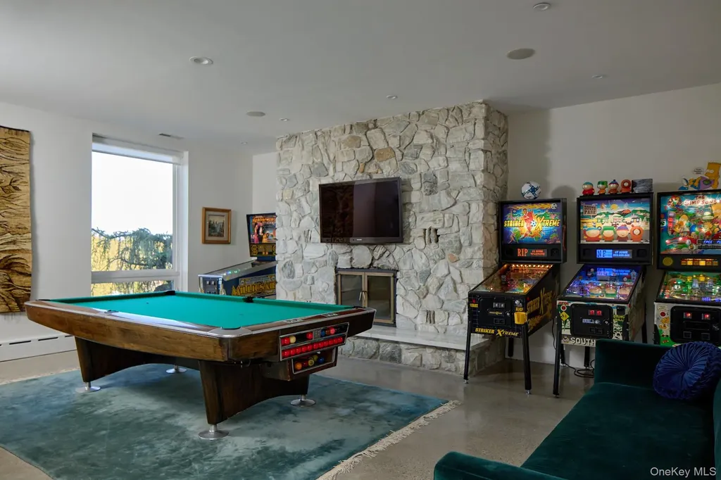 27 Westview Drive Wallkill NY 12589