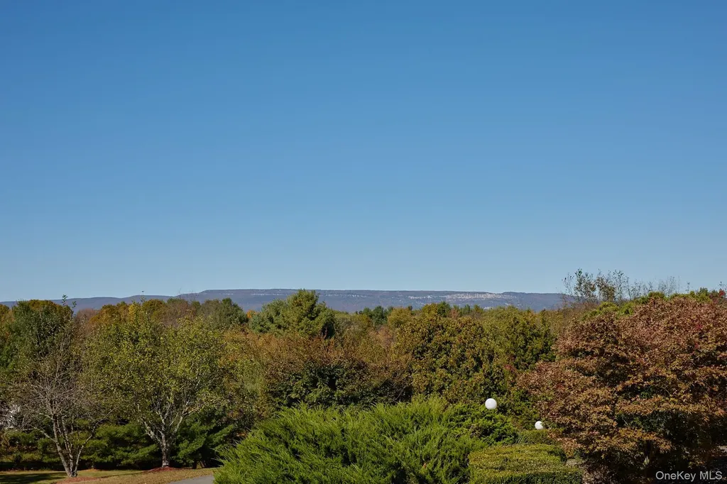 27 Westview Drive Wallkill NY 12589