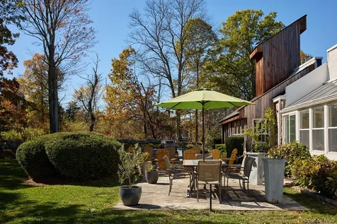 27 Westview Drive Wallkill NY 12589