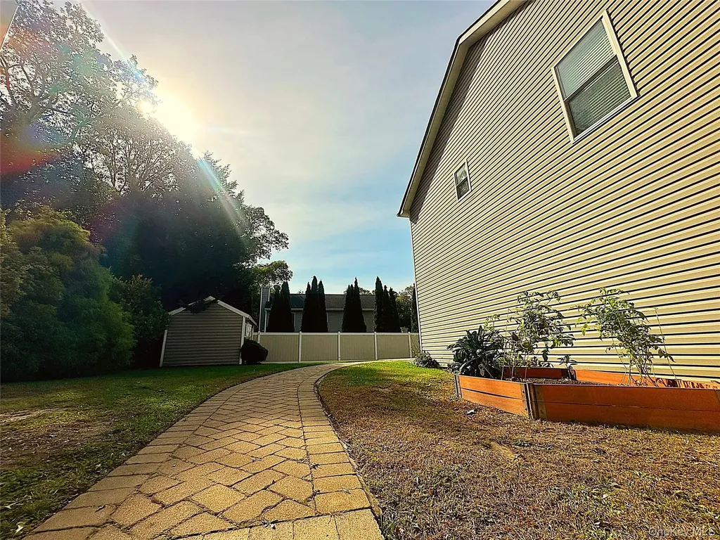 96 Magnolia Drive Rocky Point NY 11778