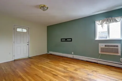 12-67 Waterview Street Bayswater NY 11691