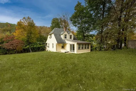 221 N Greeley Avenue Chappaqua NY 10514