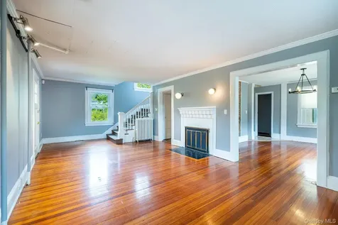 221 N Greeley Avenue Chappaqua NY 10514