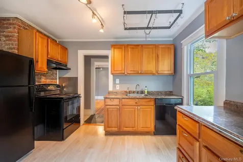 221 N Greeley Avenue Chappaqua NY 10514