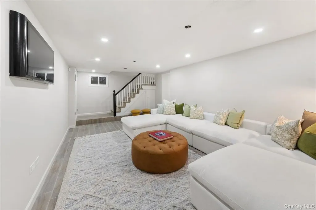418 Third Avenue Pelham NY 10803