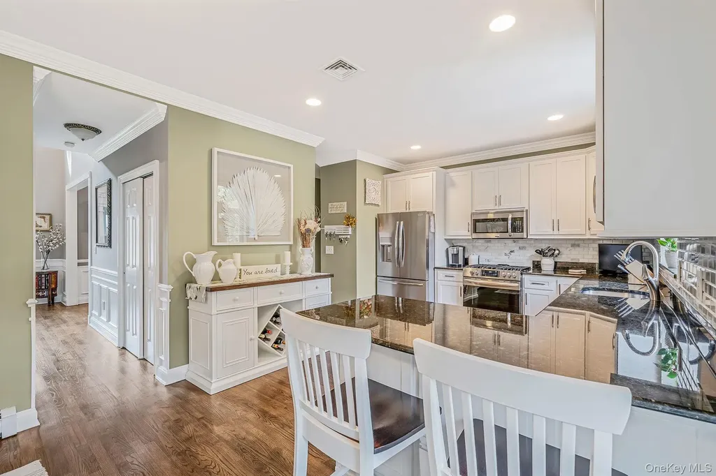 445 Harrison Avenue Miller Place NY 11764