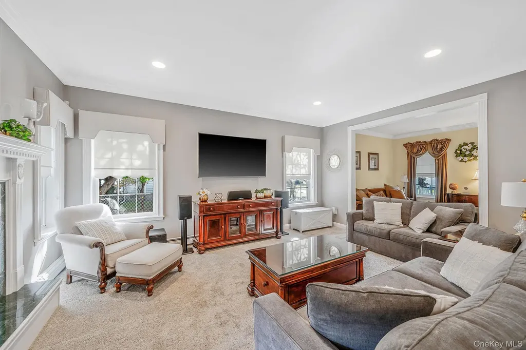 445 Harrison Avenue Miller Place NY 11764