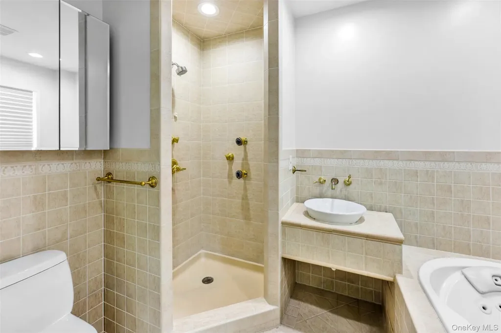 26 Ellington Way Spring Valley NY 10977