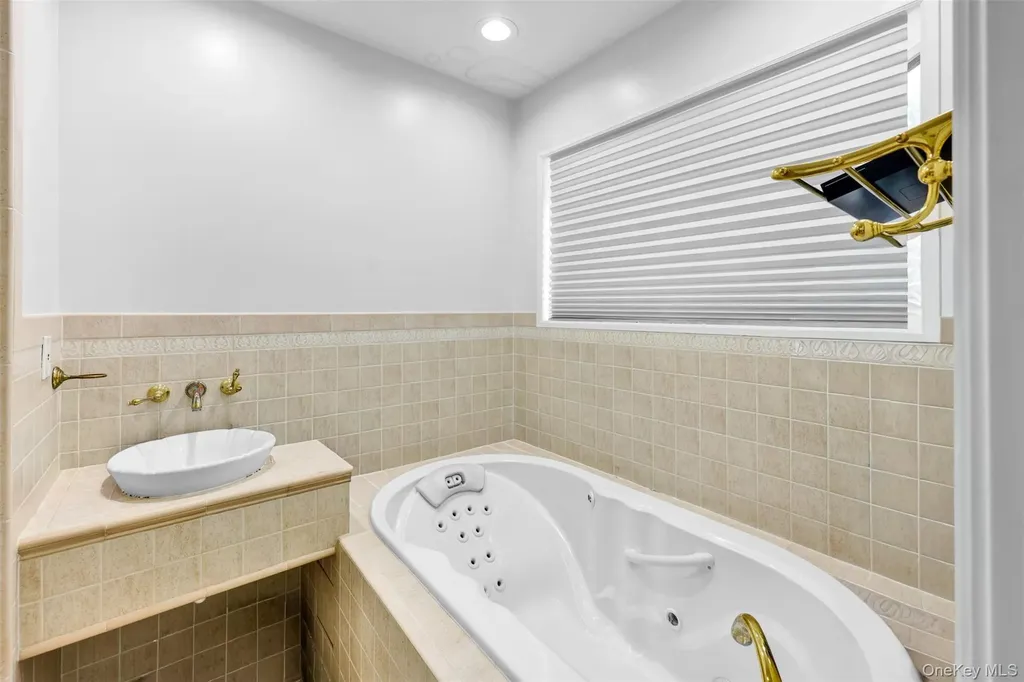 26 Ellington Way Spring Valley NY 10977