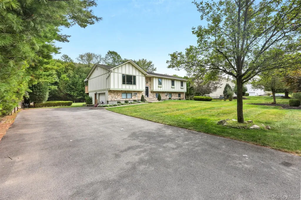 26 Ellington Way Spring Valley NY 10977