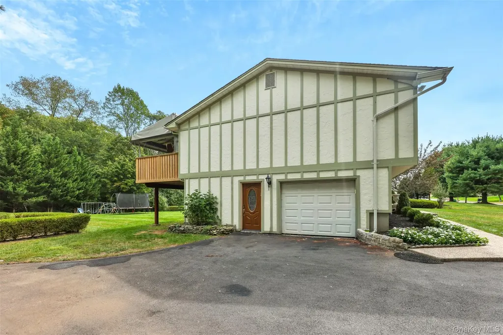 26 Ellington Way Spring Valley NY 10977