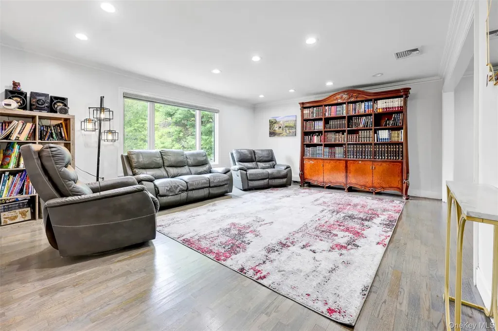 26 Ellington Way Spring Valley NY 10977
