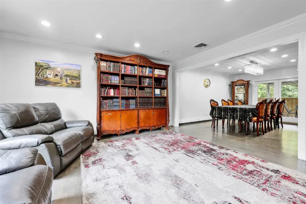 26 Ellington Way Spring Valley NY 10977