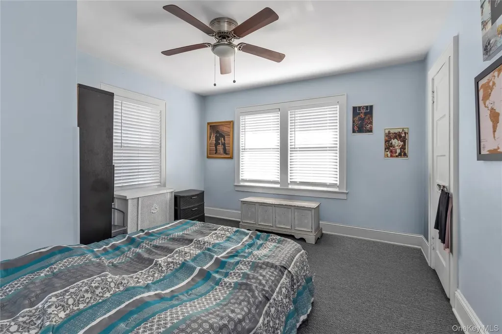 127 Smith Street Lynbrook NY 11563