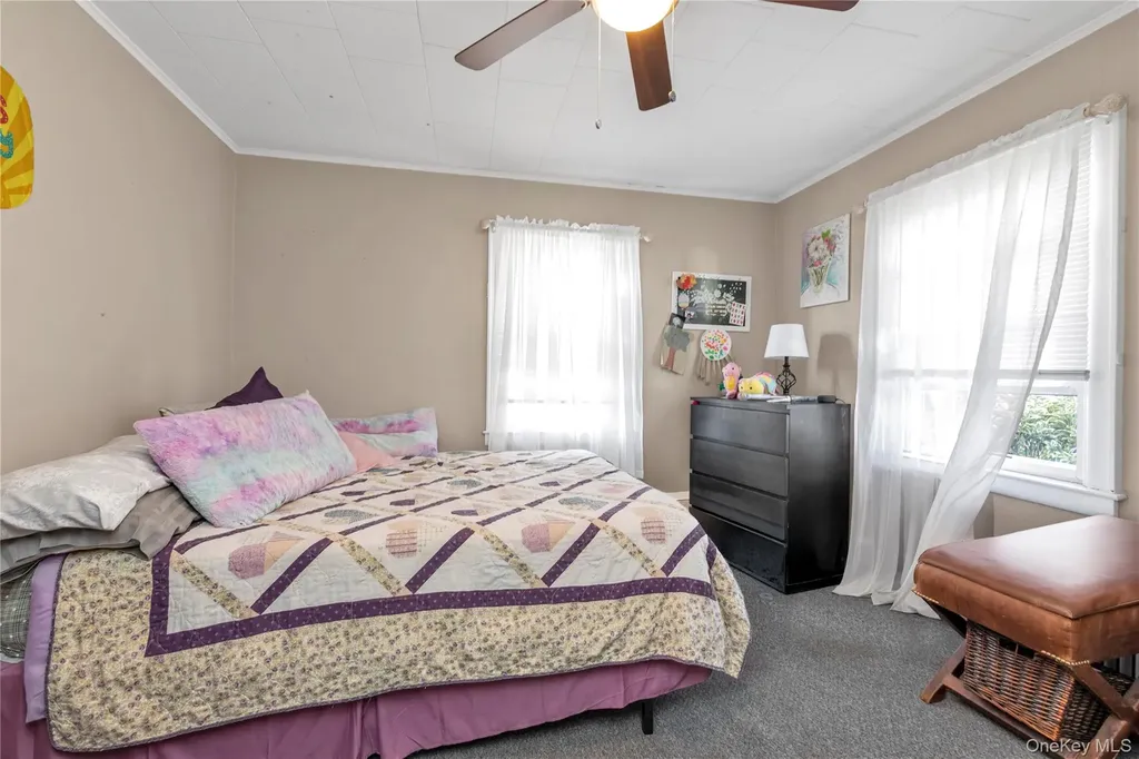 127 Smith Street Lynbrook NY 11563