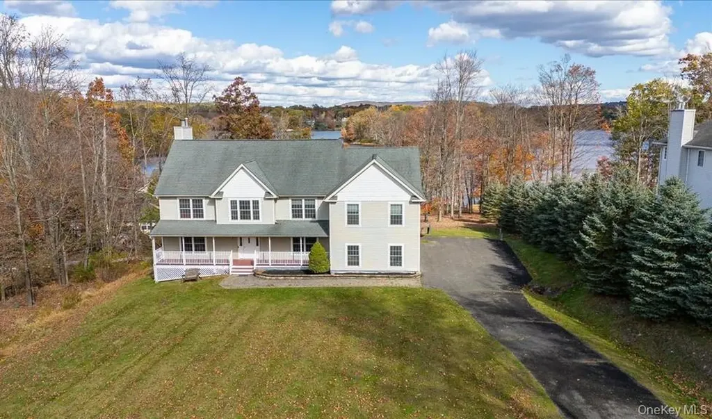 34 Twin Lakes Road Monroe NY 10950