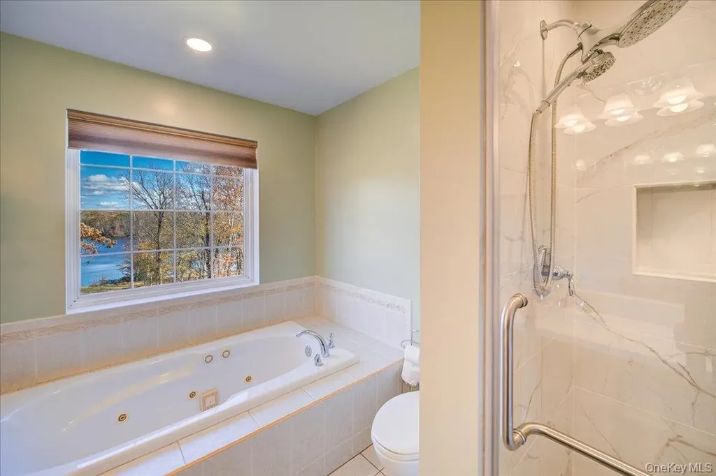 34 Twin Lakes Road Monroe NY 10950