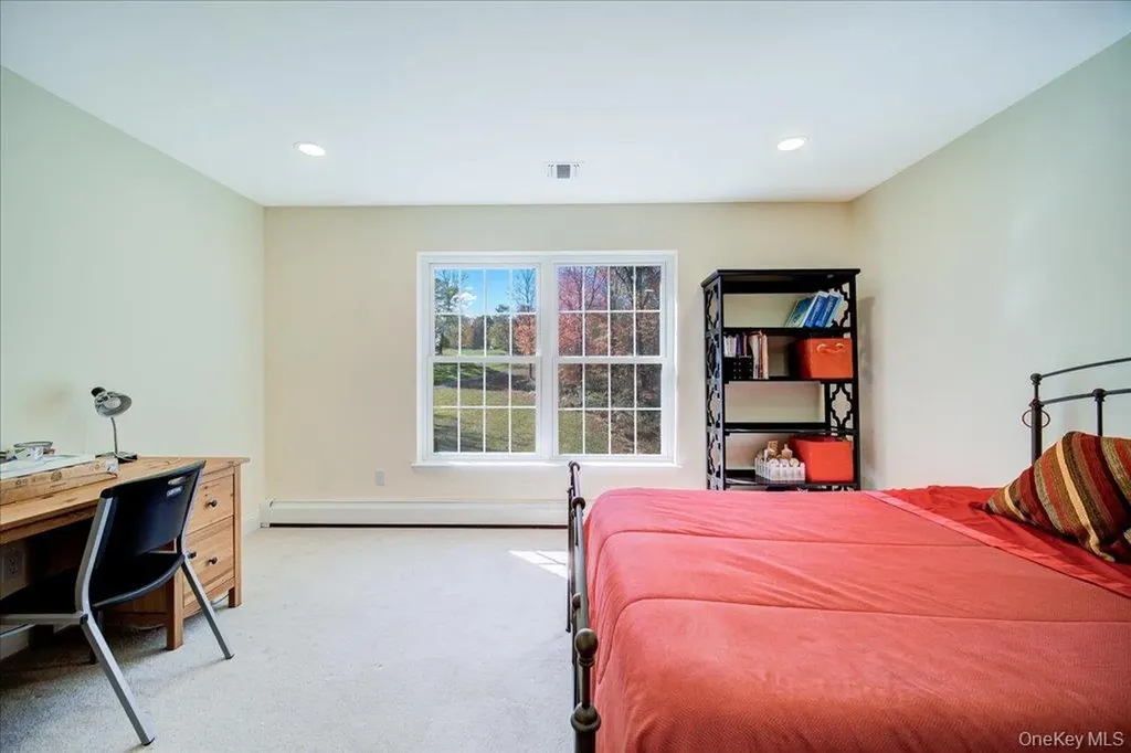 34 Twin Lakes Road Monroe NY 10950