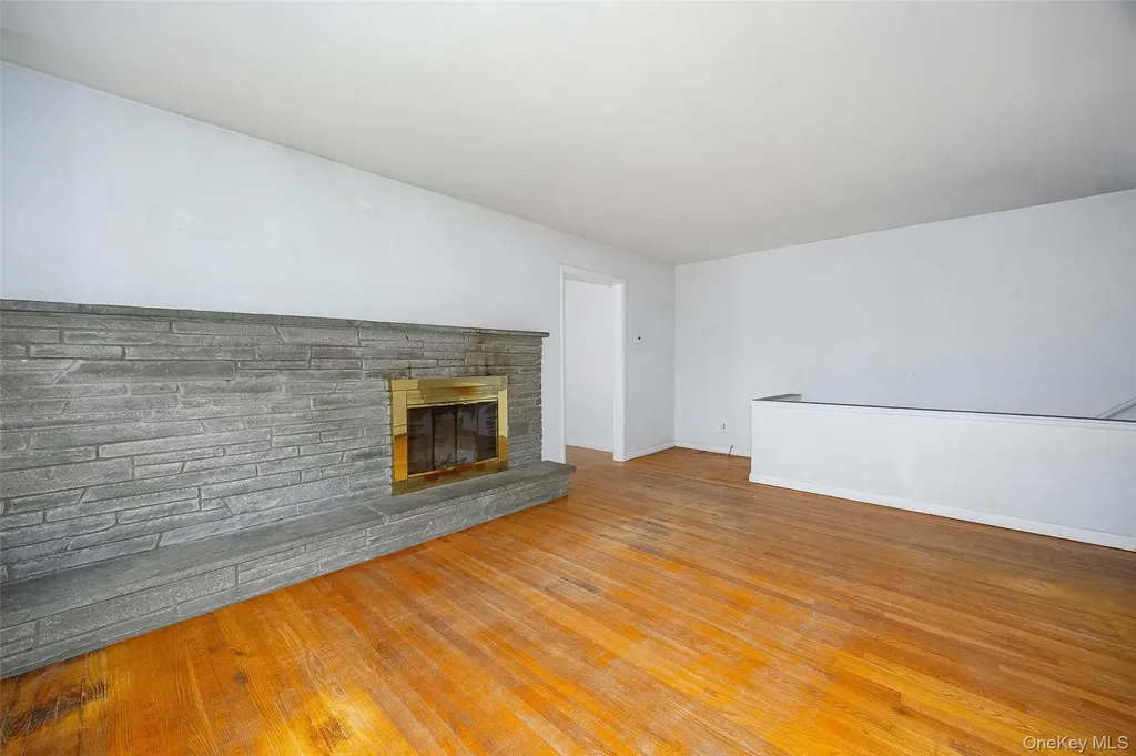 19 Timberline Drive Poughkeepsie NY 12603