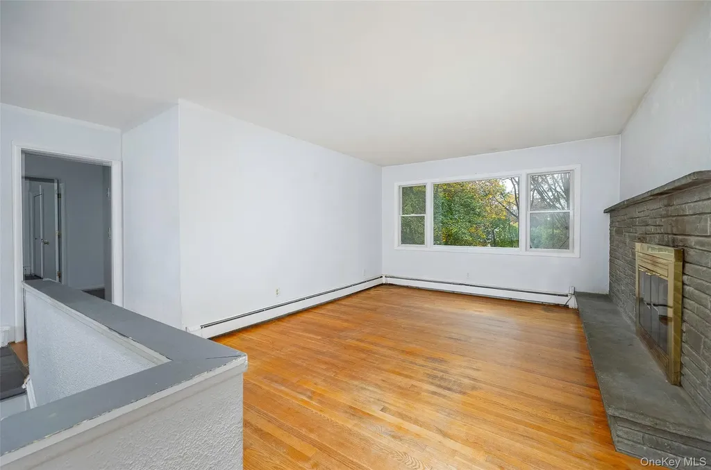 19 Timberline Drive Poughkeepsie NY 12603