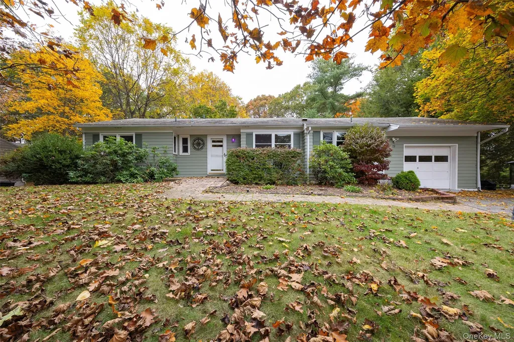 19 Timberline Drive Poughkeepsie NY 12603