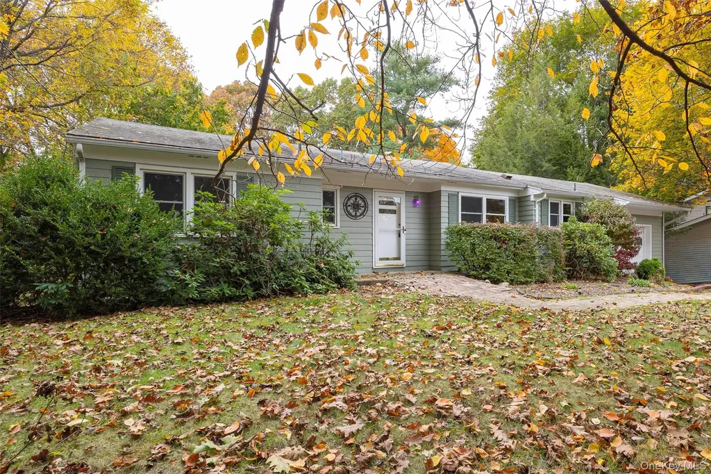 19 Timberline Drive Poughkeepsie NY 12603
