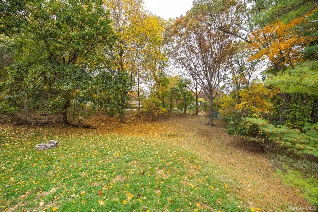 19 Timberline Drive Poughkeepsie NY 12603