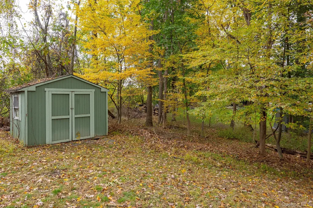 19 Timberline Drive Poughkeepsie NY 12603