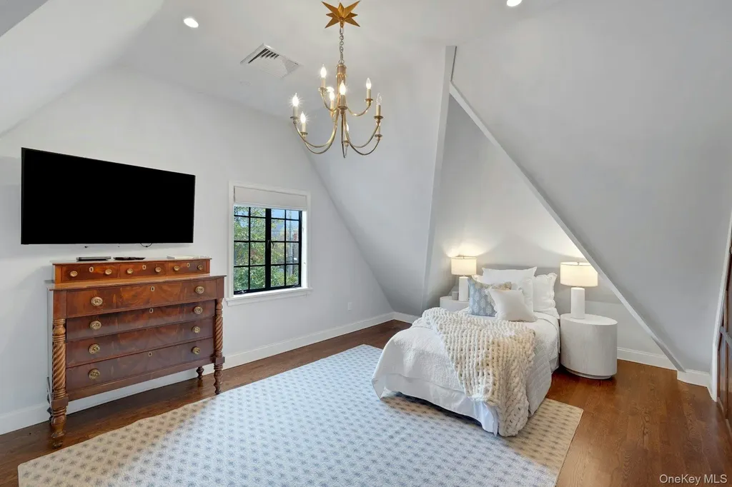 752 Forest Avenue Rye NY 10580
