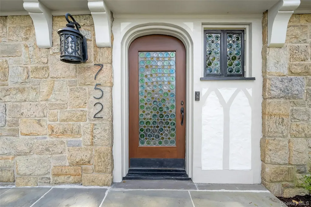 752 Forest Avenue Rye NY 10580