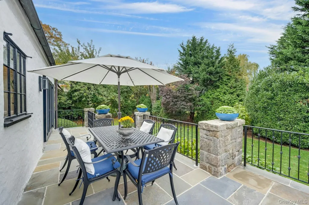 752 Forest Avenue Rye NY 10580