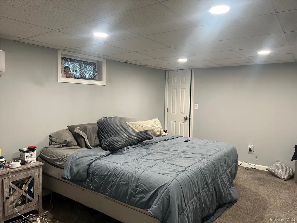 313 Lexington Avenue West Babylon NY 11704