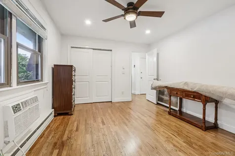 2 Germonds Village Bardonia NY 10954
