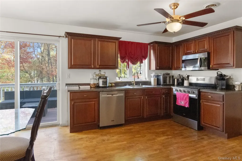 4 Wayne Court Middletown NY 10941