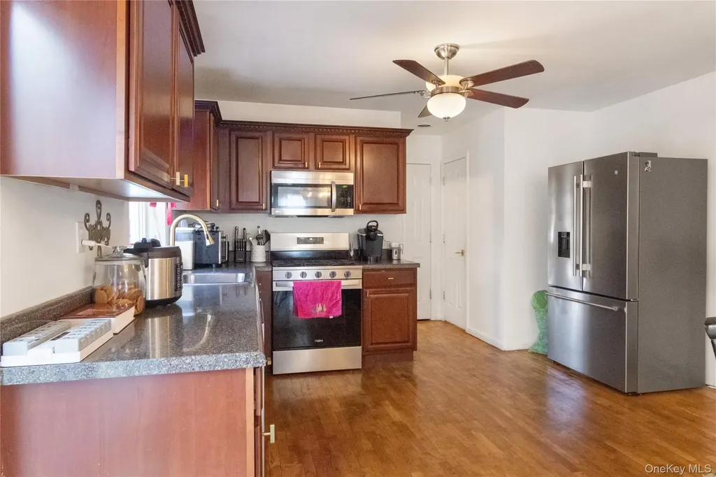 4 Wayne Court Middletown NY 10941