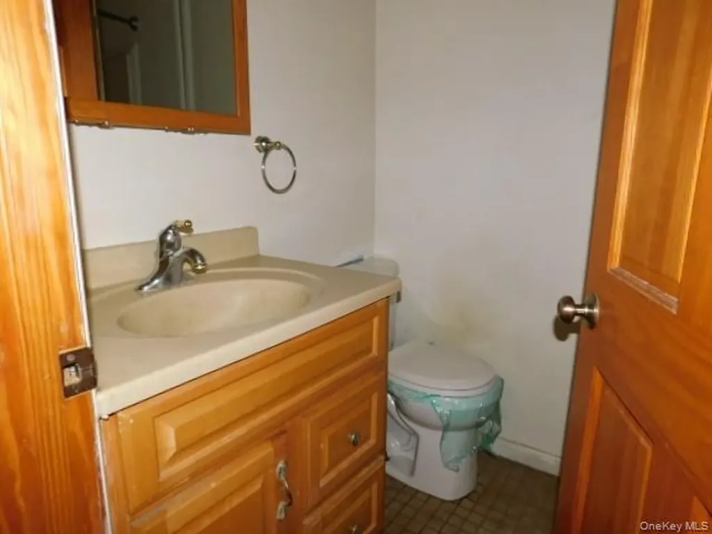 247 Plattekill Ardonia Road Wallkill NY 12589