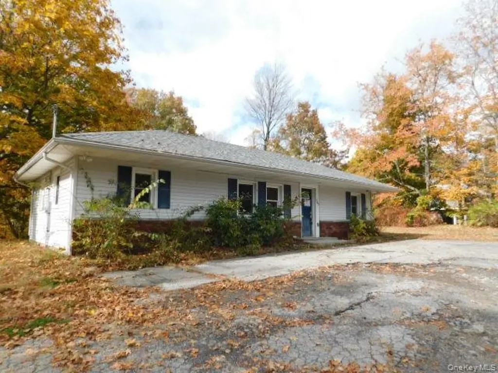 247 Plattekill Ardonia Road Wallkill NY 12589