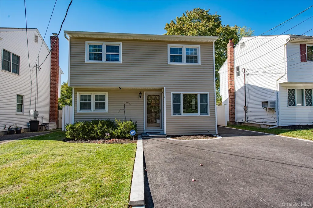 2 Elm Road Rocky Point NY 11778