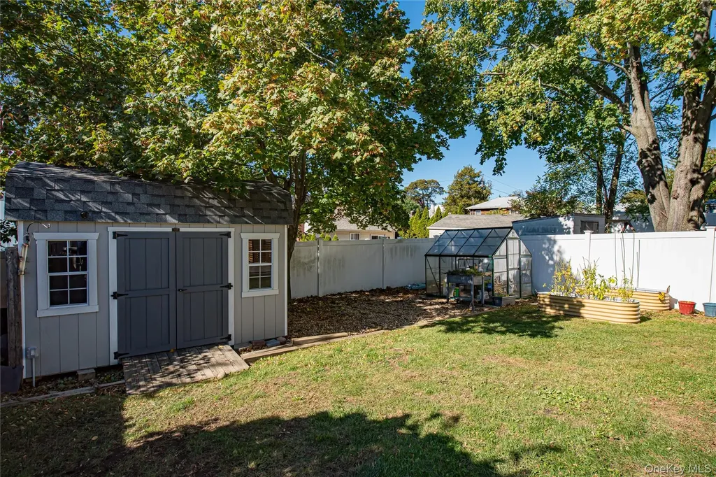 2 Elm Road Rocky Point NY 11778