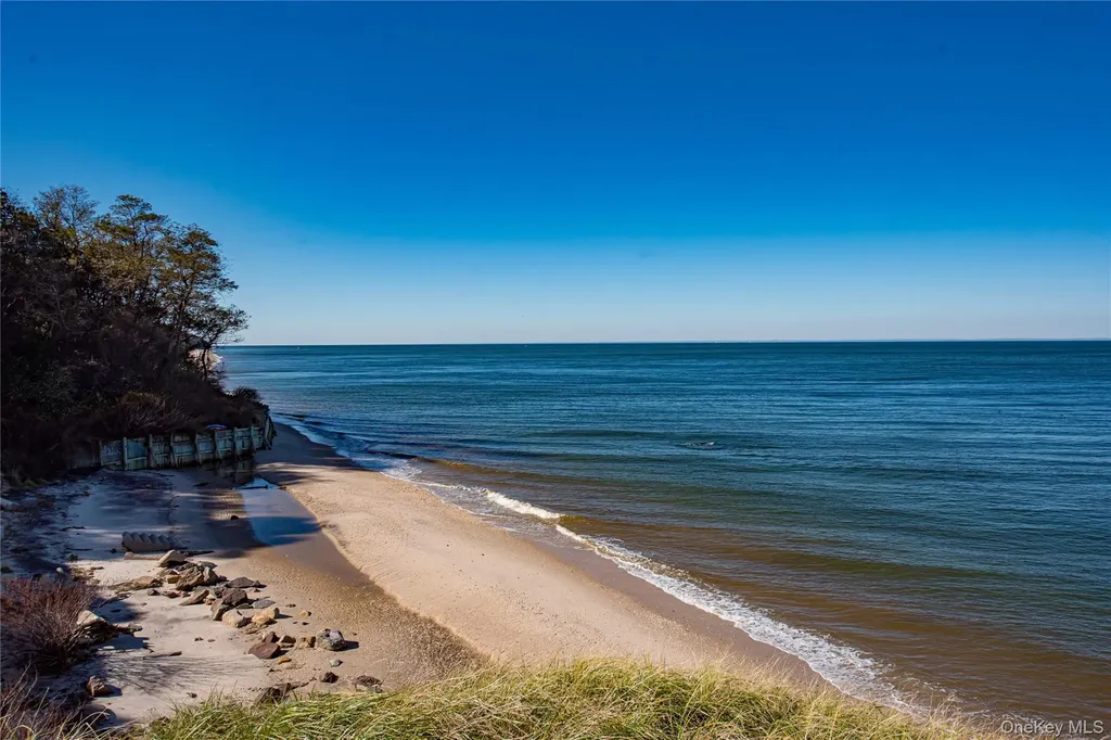 2 Elm Road Rocky Point NY 11778