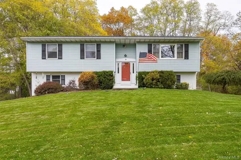28 Albie Road Red Hook NY 12571