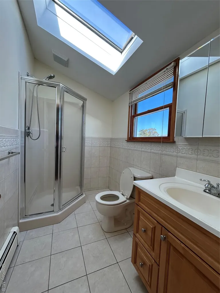 620 Lake Boulevard Lindenhurst NY 11757