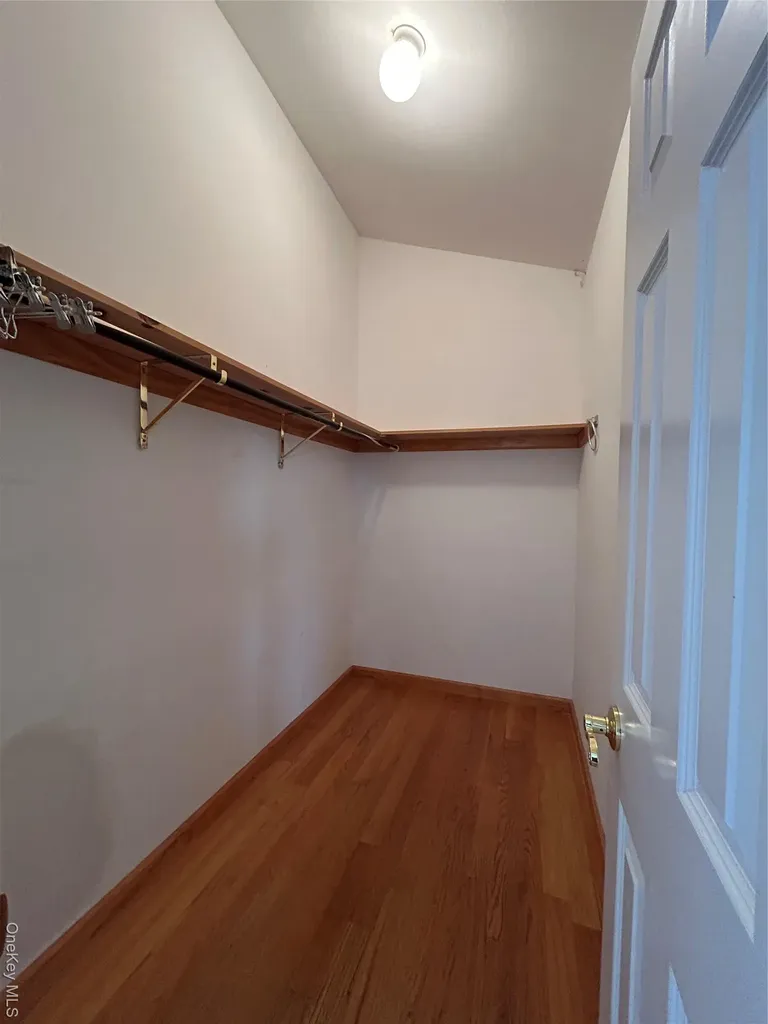 620 Lake Boulevard Lindenhurst NY 11757