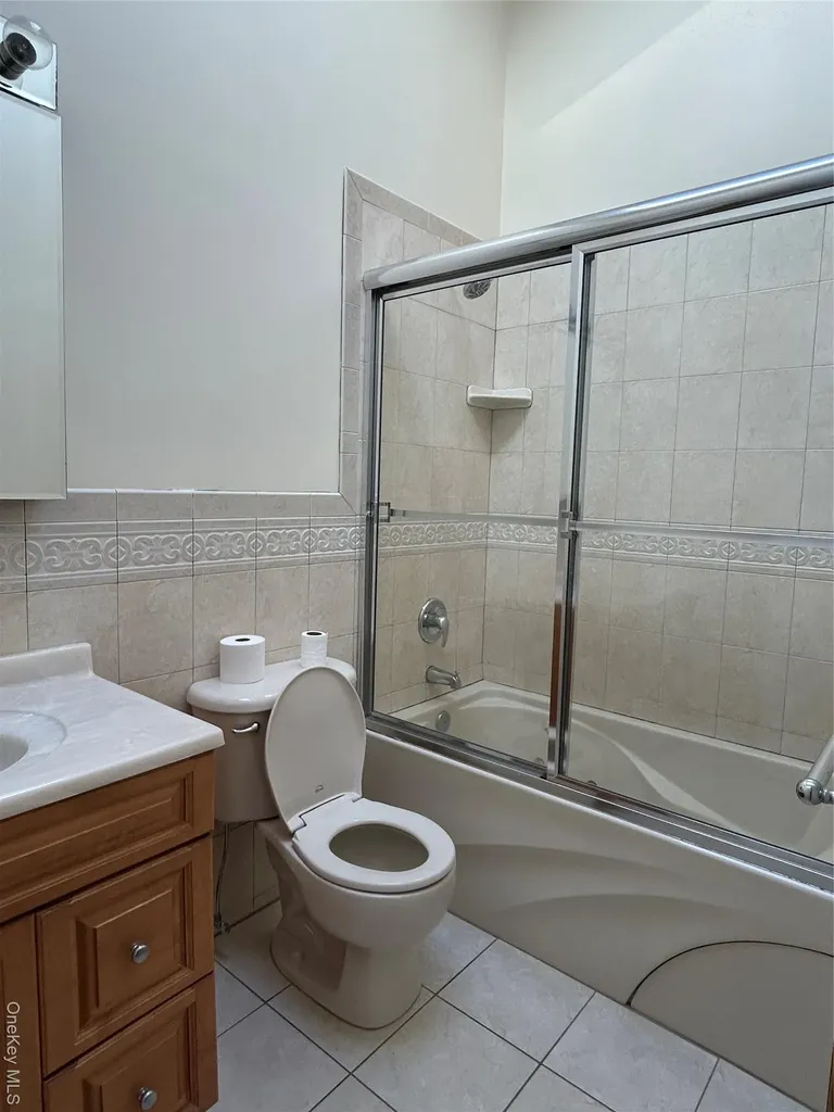 620 Lake Boulevard Lindenhurst NY 11757