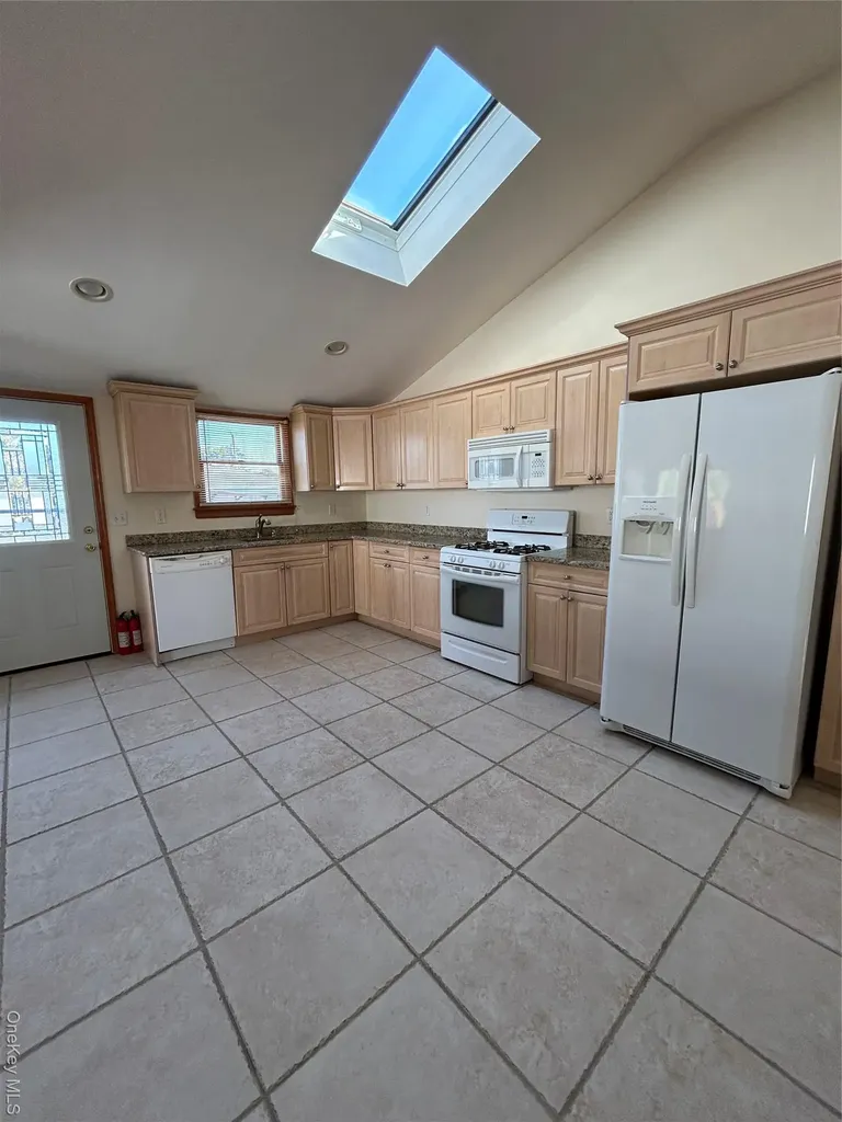620 Lake Boulevard Lindenhurst NY 11757
