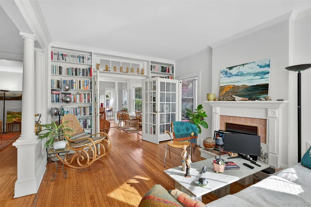20 Whitehouse Avenue Poughkeepsie NY 12601