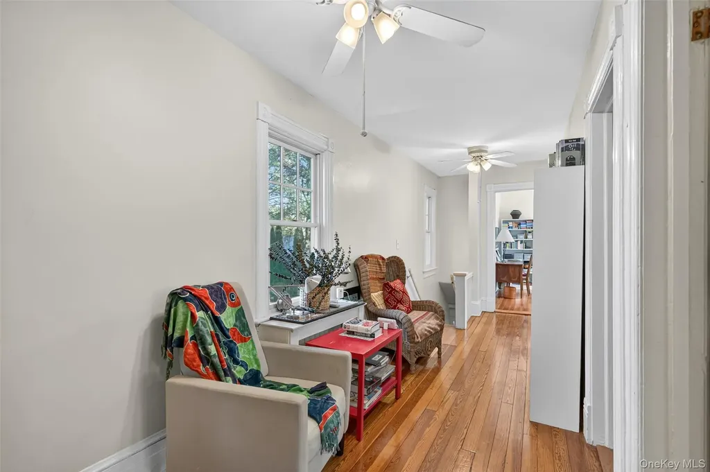 20 Whitehouse Avenue Poughkeepsie NY 12601