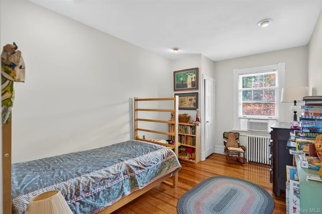 20 Whitehouse Avenue Poughkeepsie NY 12601