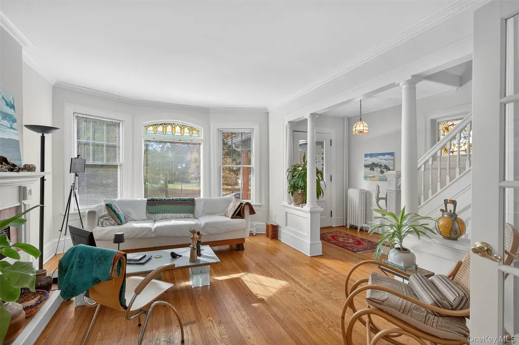 20 Whitehouse Avenue Poughkeepsie NY 12601